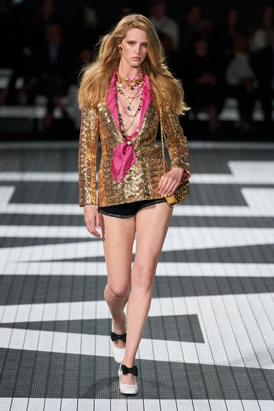 Look 51